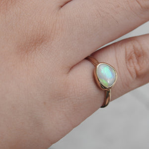 AUSTRALIAN OPAL