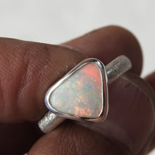 Load image into Gallery viewer, AUSTRALIAN OPAL RING
