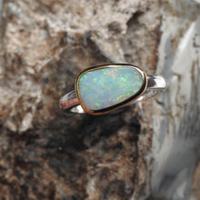 Load image into Gallery viewer, LIGHTNING RIDGE OPAL