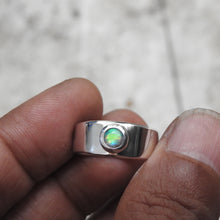 Load image into Gallery viewer, LIGHTNING RIDGE OPAL