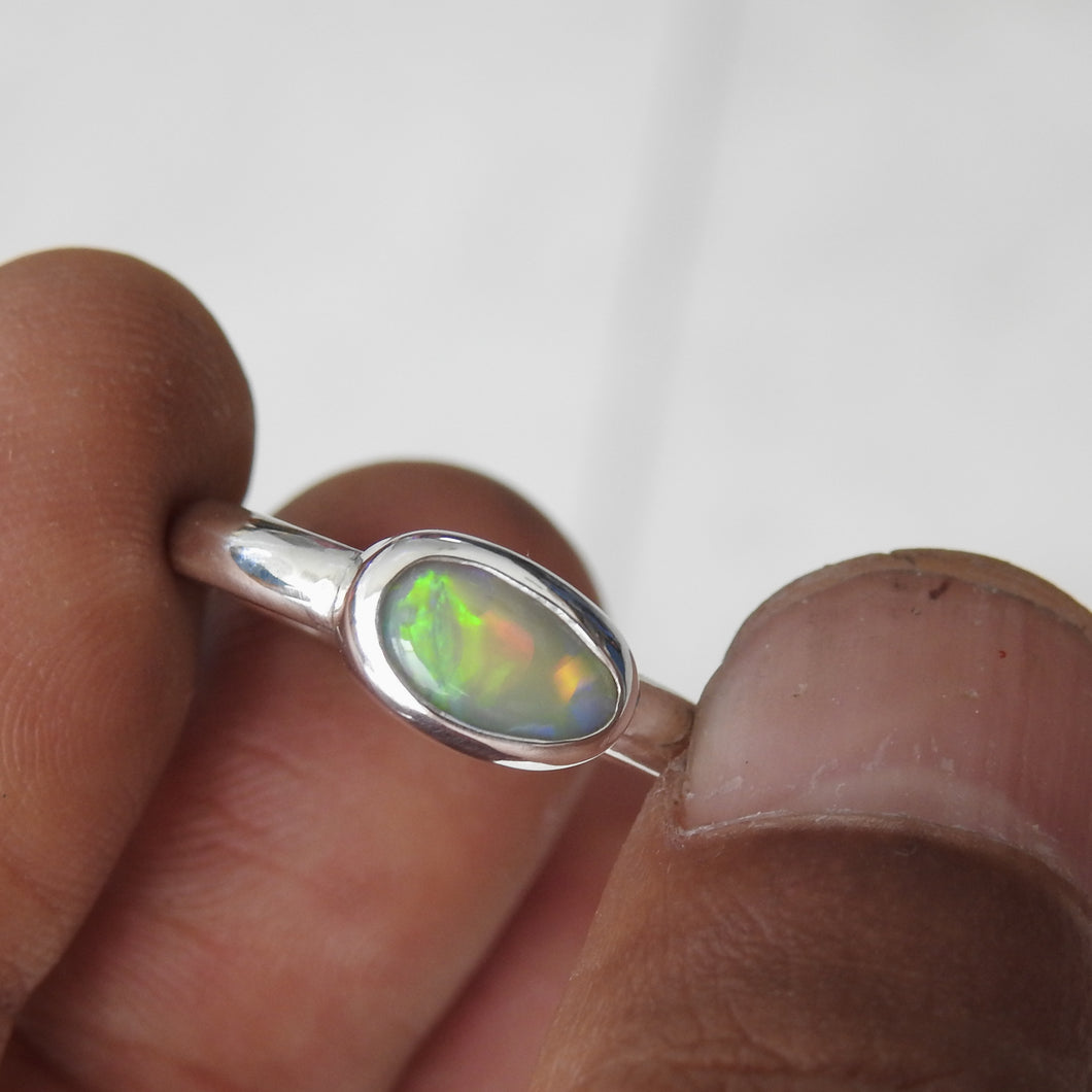 AUSTRALIAN OPAL RING
