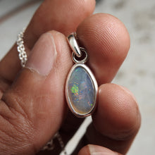 Load image into Gallery viewer, LIGHTNING RIDGE OPAL