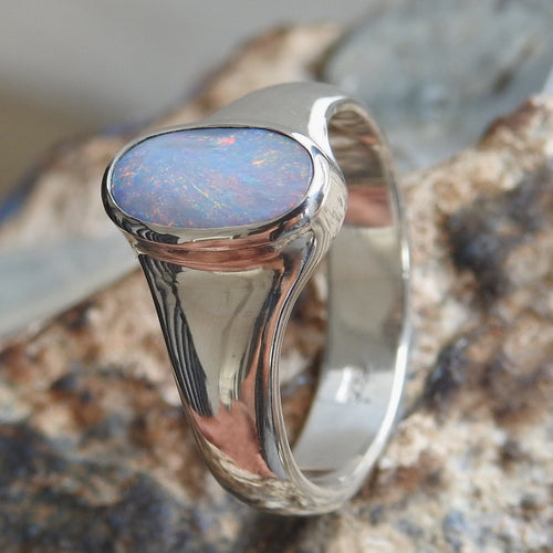 AUSTRALIAN OPAL RING