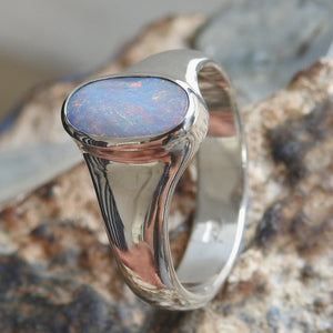 AUSTRALIAN OPAL RING