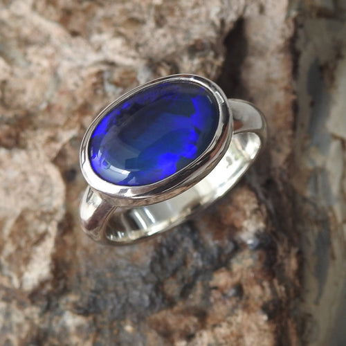 AUSTRALIAN BLACK OPAL RING