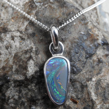 Load image into Gallery viewer, LIGHTNING RIDGE OPAL