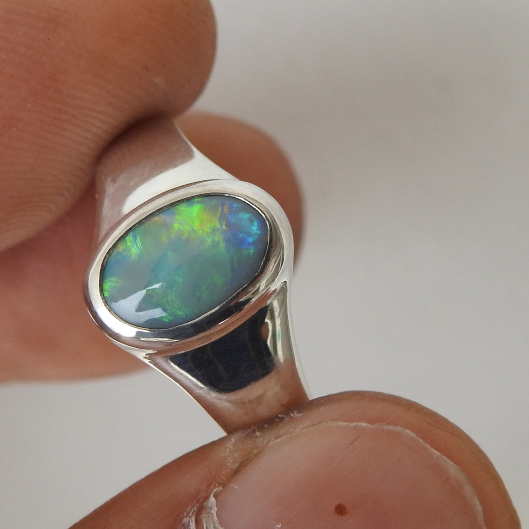 AUSTRALIAN OPAL RING