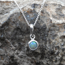 Load image into Gallery viewer, LIGHTNING RIDGE OPAL