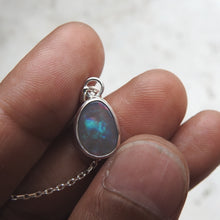 Load image into Gallery viewer, LIGHTNING RIDGE OPAL