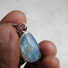 Load image into Gallery viewer, LIGHTNING RIDGE OPAL