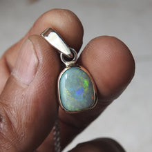Load image into Gallery viewer, LIGHTNING RIDGE OPAL