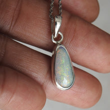 Load image into Gallery viewer, LIGHTNING RIDGE OPAL