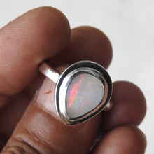 Load image into Gallery viewer, COOBER PEDY OPAL RING