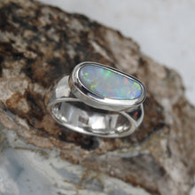 Load image into Gallery viewer, AUSTRALIAN OPAL RING