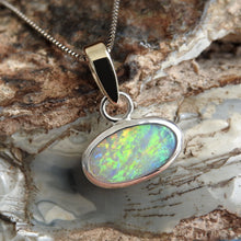 Load image into Gallery viewer, LIGHTNING RIDGE OPAL