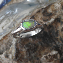 Load image into Gallery viewer, AUSTRALIAN OPAL RING
