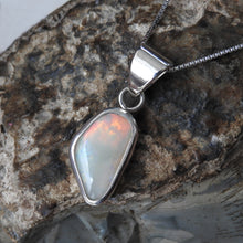 Load image into Gallery viewer, Coober Pedy Opal
