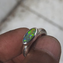 Load image into Gallery viewer, LIGHTNING RIDGE OPAL