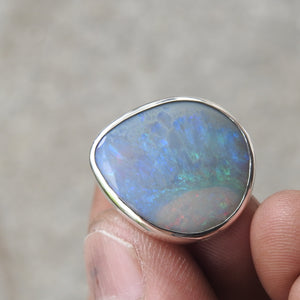 AUSTRALIAN OPAL RING