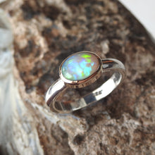 Load image into Gallery viewer, LIGHTNING RIDGE OPAL