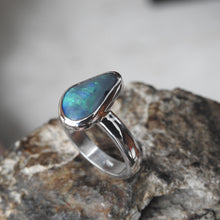 Load image into Gallery viewer, AUSTRALIAN OPAL RING
