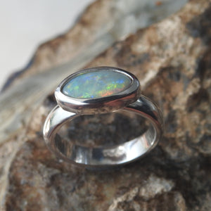 AUSTRALIAN OPAL RING