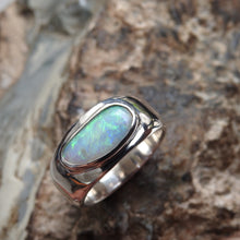 Load image into Gallery viewer, LIGHTNING RIDGE OPAL