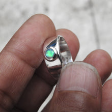 Load image into Gallery viewer, LIGHTNING RIDGE OPAL
