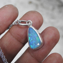Load image into Gallery viewer, Lightning Ridge Opal