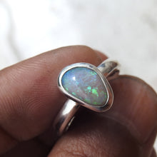 Load image into Gallery viewer, LIGHTNING RIDGE OPAL