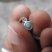 Load image into Gallery viewer, LIGHTNING RIDGE OPAL