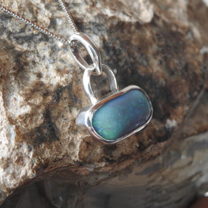 OPAL PENDANT