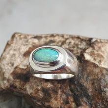 Load image into Gallery viewer, AUSTRALIAN OPAL RING