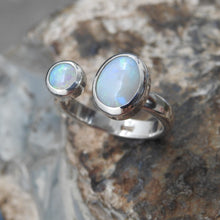 Load image into Gallery viewer, Lightning Ridge Solid Opal Ring