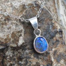 Load image into Gallery viewer, LIGHTNING RIDGE OPAL