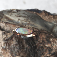 Load image into Gallery viewer, LIGHTNING RIDGE OPAL