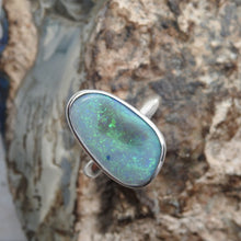 Load image into Gallery viewer, LIGHTNING RIDGE OPAL