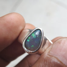 Load image into Gallery viewer, AUSTRALIAN OPAL RING