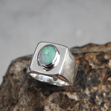 Load image into Gallery viewer, LIGHTNING RIDGE OPAL