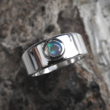Load image into Gallery viewer, LIGHTNING RIDGE OPAL