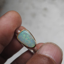 Load image into Gallery viewer, LIGHTNING RIDGE OPAL