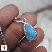Load image into Gallery viewer, Lightning Ridge Opal
