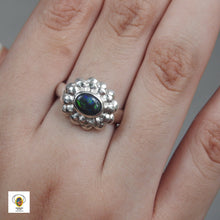 Load image into Gallery viewer, LIGHTNING RIDGE OPAL