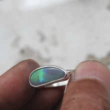 Load image into Gallery viewer, LIGHTNING RIDGE OPAL