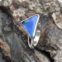 Load image into Gallery viewer, LIGHTNING RIDGE OPAL
