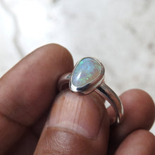 Load image into Gallery viewer, LIGHTNING RIDGE OPAL