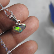 Load image into Gallery viewer, LIGHTNING RIDGE OPAL