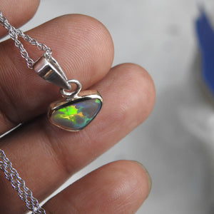 LIGHTNING RIDGE OPAL