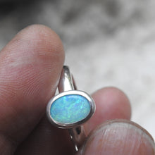 Load image into Gallery viewer, LIGHTNING RIDGE OPAL