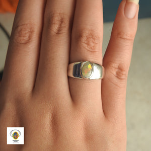 AUSTRALIAN OPAL RING